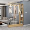 Partisi Ruang Tamu Gaya Art Deco dengan Rak