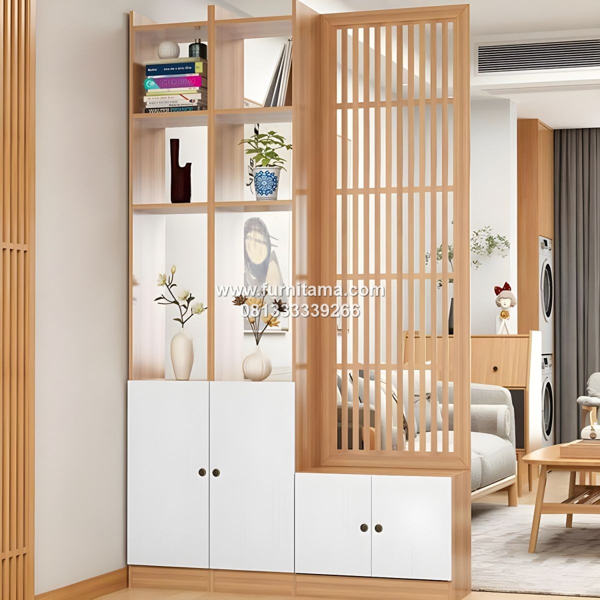 Partisi Ruang Tamu Minimalis Modern Dengan Rak Penyimpanan 1 Partisi Ruang Tamu Minimalis Modern Dengan Rak Penyimpanan