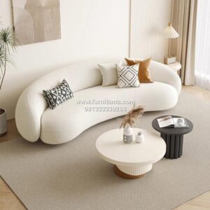 Sofa Melengkung Skandinavia Warna Putih dengan Sandaran